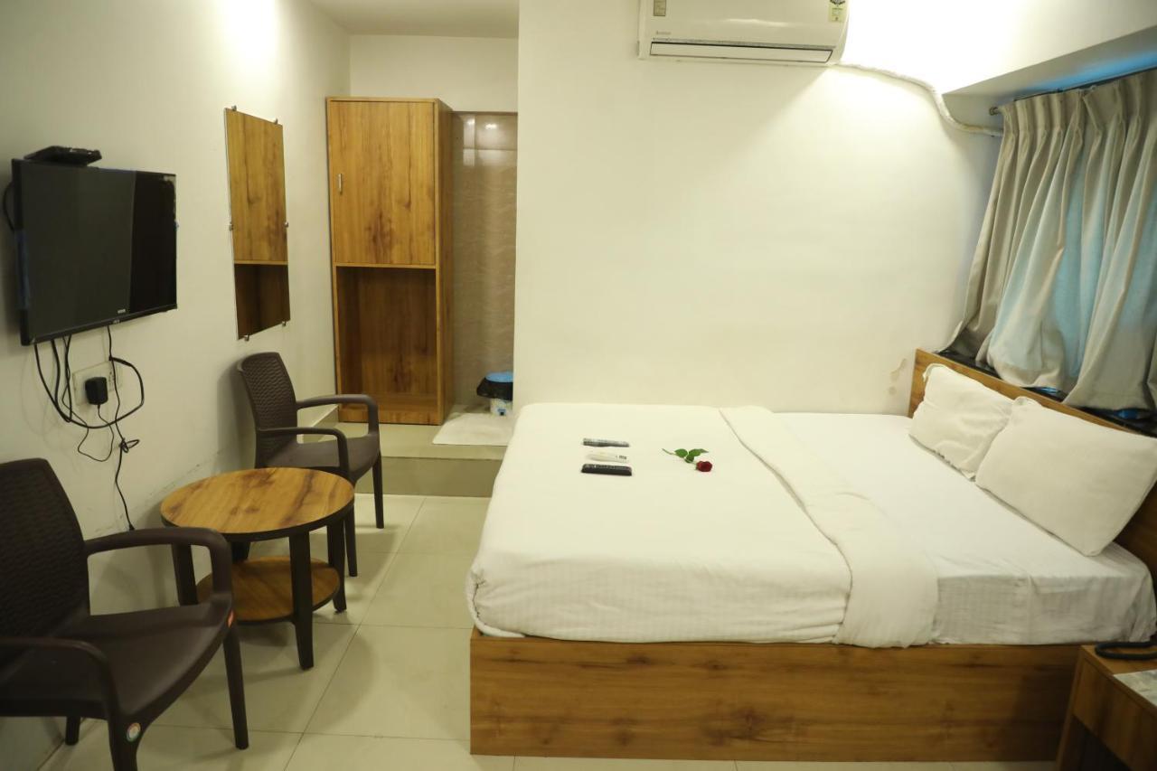 Hotel Shiv Leela Grand Mumbai Exterior photo